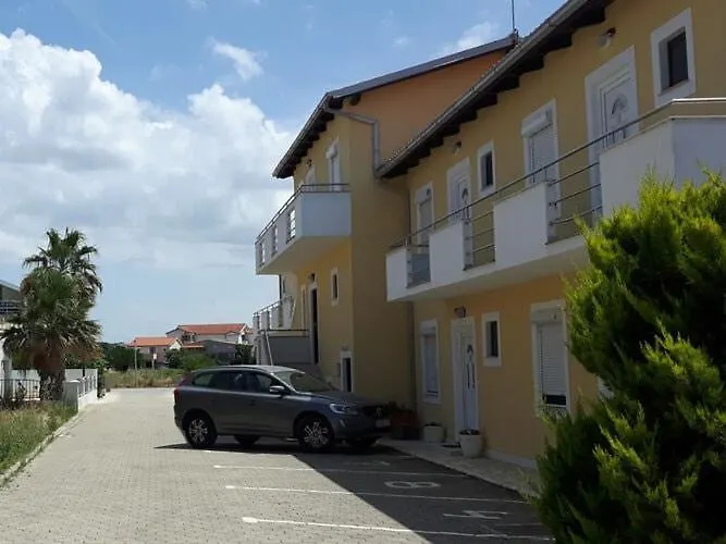 Lägenhet In Near Sandy Privlaka (Zadar)