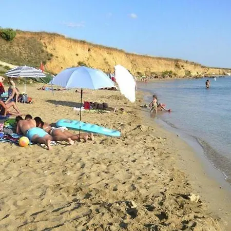 Appartement In Near Sandy *