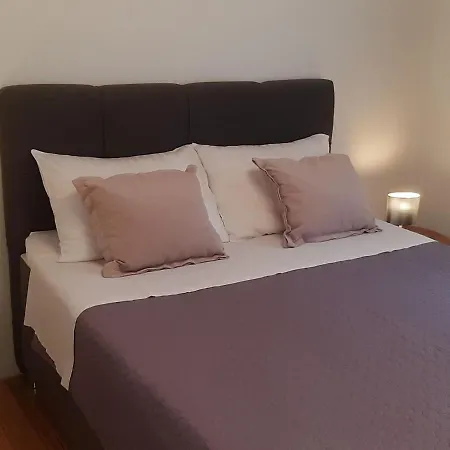 Appartement In Near Sandy Privlaka (Zadar)